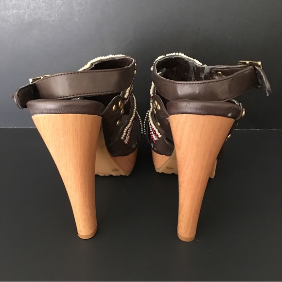 BCBGeneration Tapered Chunky Heels Sandals Brown Embellish Strap Platform 7.5B - Picture 4 of 15